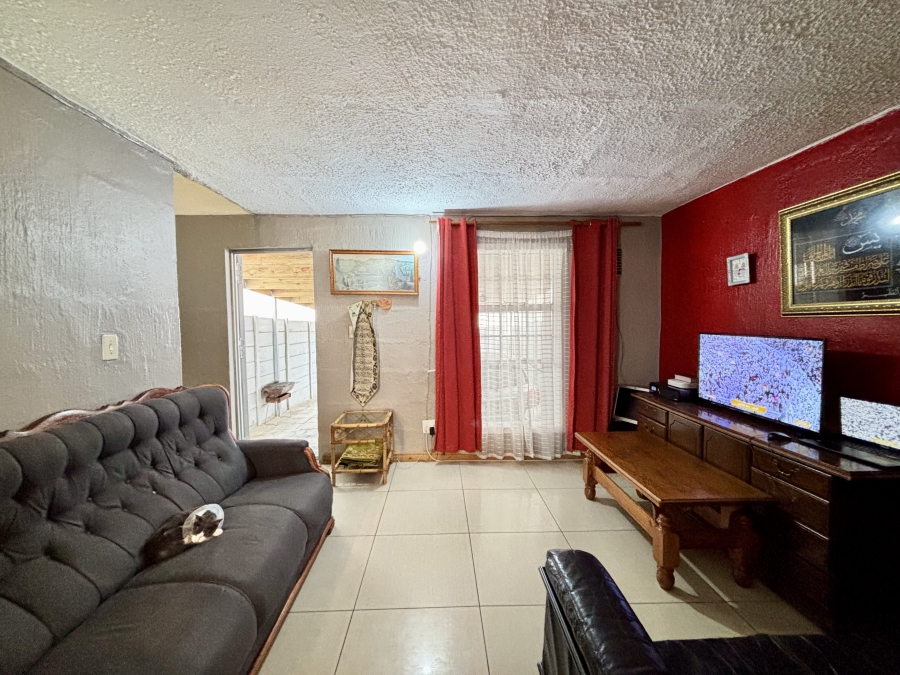 3 Bedroom Property for Sale in Tafelsig Western Cape